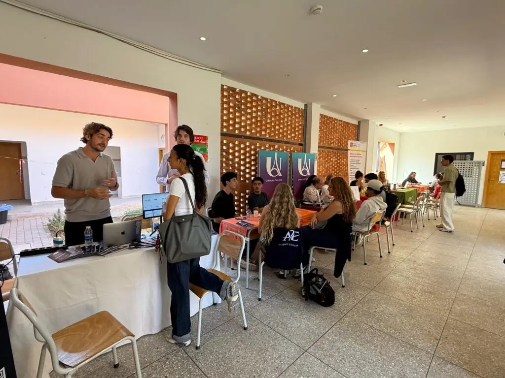Student Tour by L&rsquo;&Eacute;tudiant au LVH
